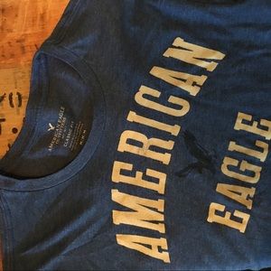 Men’s American Eagle Long Sleeve Tee Med